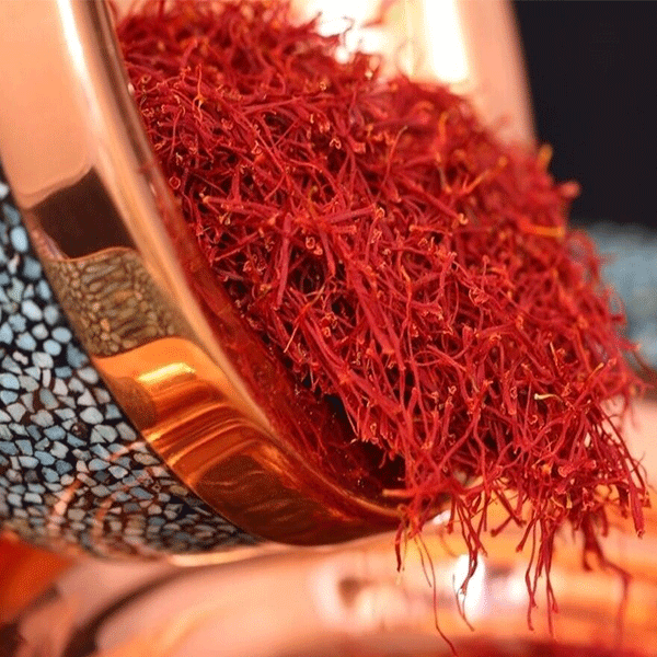 Saffron Side Effects: When Should You Stop Taking It?