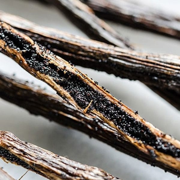 Vanilla Bean vs Extract vs Paste: Which One Do You Need?